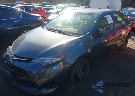 2017 Toyota Corolla Le z USA, uszkodzony, nr VIN 2T1BURHE7HC750532